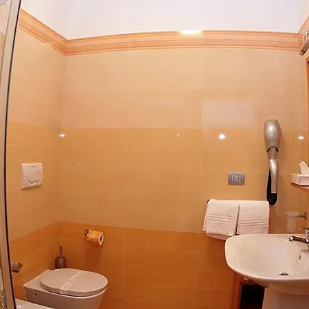 Hotel Yria 4*